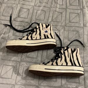 new zebra converse
